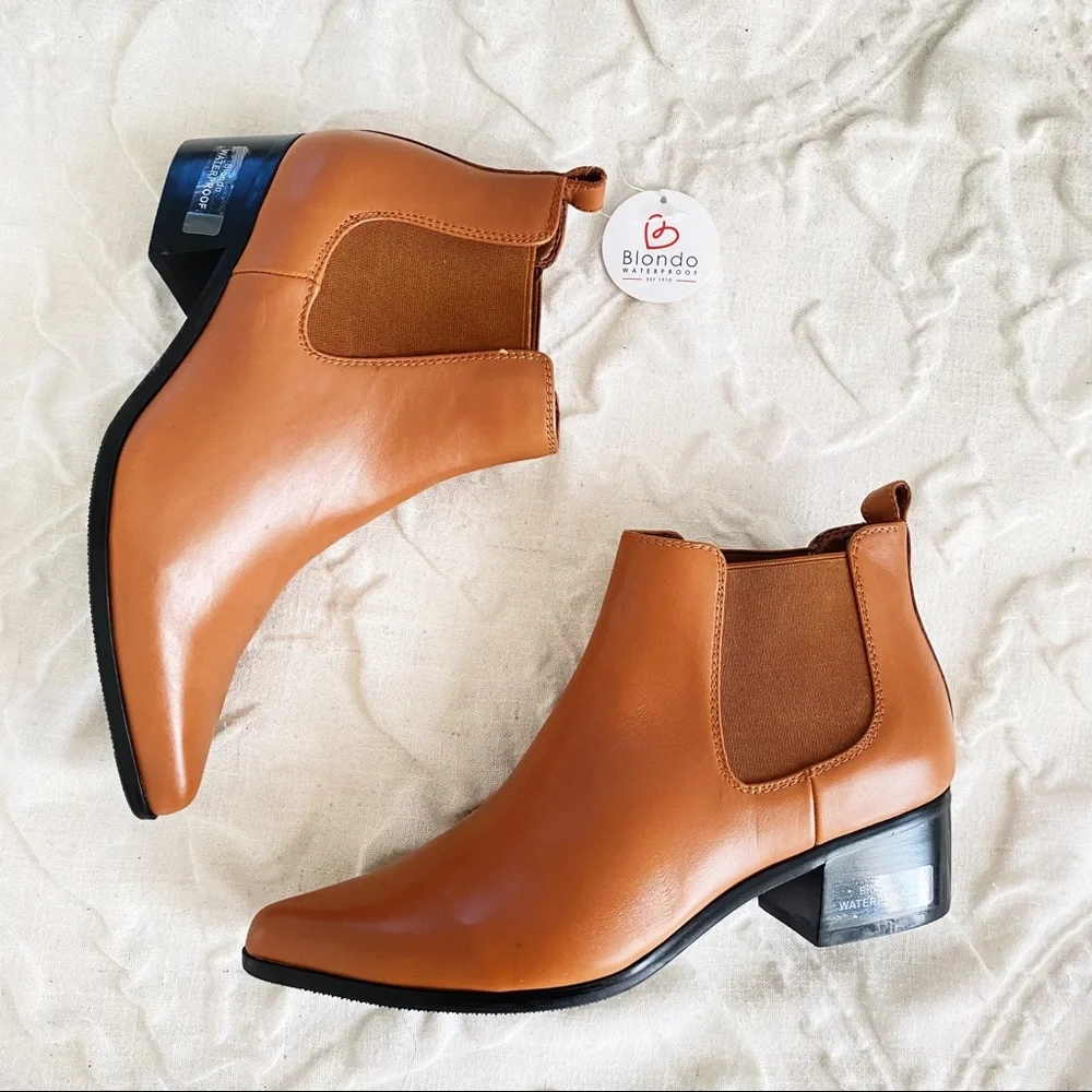 Blondo Emilia Waterproof Ankle Bootie New $162 - Picture 3 of 9